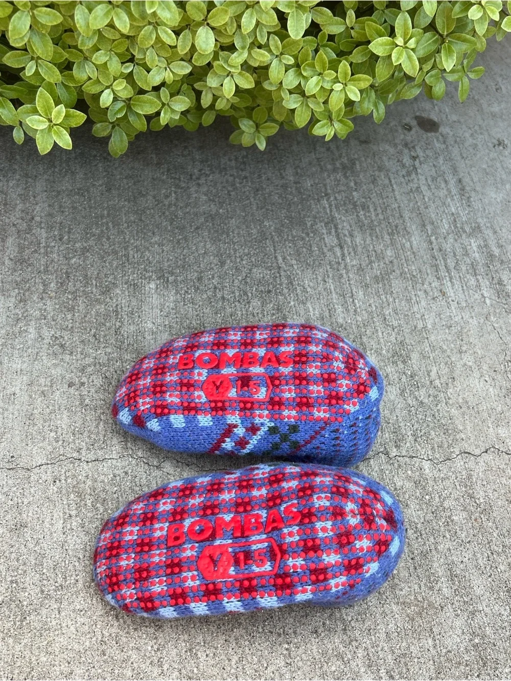 Bombas Blue Knit Kids Slippers with Red and Green Accents